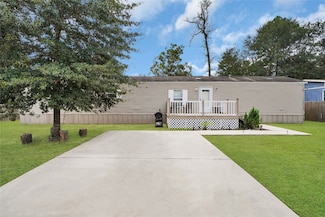 211 Crockett Trace Dr, Conroe, TX 77303