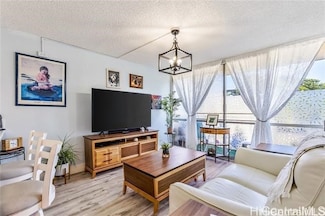 98-450 Koauka Loop Unit 401, Aiea, HI 96701