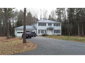 13 Coot Ln, Topsham, ME 04086