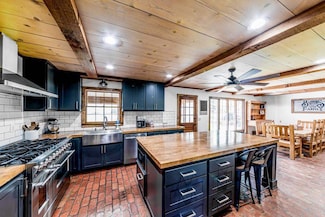 5 Pecan Dr, Stillwater, OK 74075