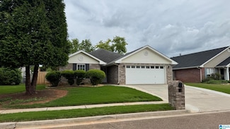 122 Cloverwood Dr SW, Huntsville, AL 35824