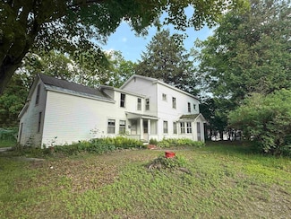 60 South St, Proctor, VT 05765