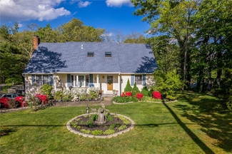 337 Mount Sinai Coram Rd, Mount Sinai, NY 11766
