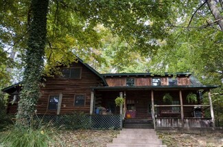 8701 Blake Rd, Wadesville, IN 47638