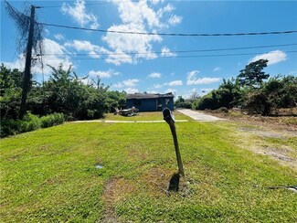 2423 Elmwood Park Dr, New Orleans, LA 70114