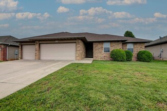 4409 W Nicholas St, Springfield, MO 65802