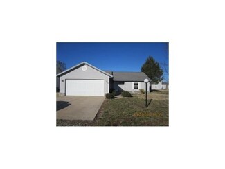 140 Eric Loop, Kirbyville, MO 65679
