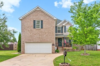 2764 Ann Dr, Clarksville, TN 37040