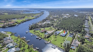 2441 SE North Lookout Blvd, Port Saint Lucie, FL 34984