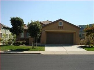 63 Golden Aster Ct, Brisbane, CA 94005
