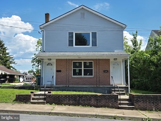 313 Park St, Waynesboro, PA 17268