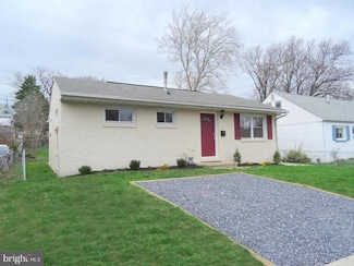 14 Cedar Hill Rd, Brooklyn, MD 21225