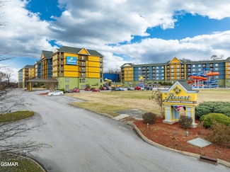 225 Collier Dr Unit 1317, Sevierville, TN 37862