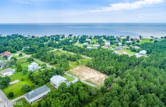 0 W 4th St, Waveland, MS 39576