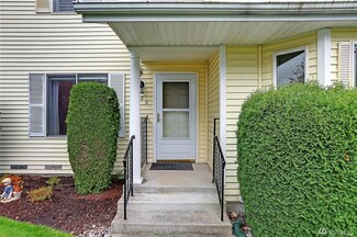 333 S 327th Ln Unit 14E, Federal Way, WA 98003