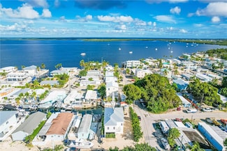 103 W Avenue A, Key Largo, FL 33037