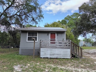 1201 Cr 20a, Hawthorne, FL 32640