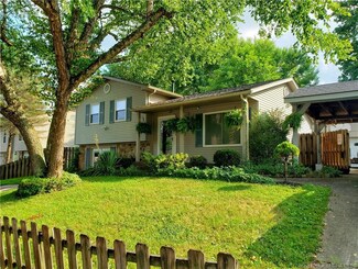 1010 Presidential Place, Jeffersonville, IN 47130