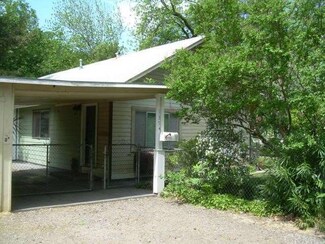 1354 Jackson St, Chico, CA 95928