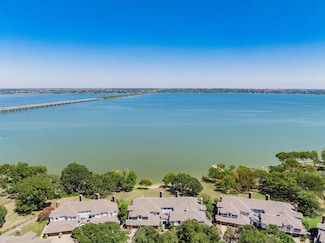 9959 Waterfront Trail, Rockwall, TX 75087