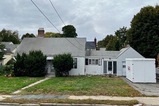 490 Lexington St, Waltham, MA 02452
