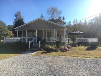 3342 Pickens Rd, Rocky Face, GA 30740
