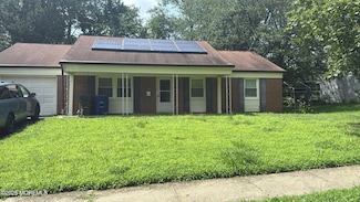 42 Tipton Ln, Willingboro, NJ 08046