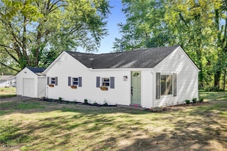 1125 Prospect St, Barberton, OH 44203