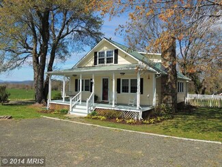 8406 Salem Ave, Marshall, VA 20115