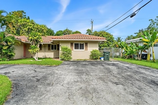 2953 NE 2nd Ave, Boca Raton, FL 33431