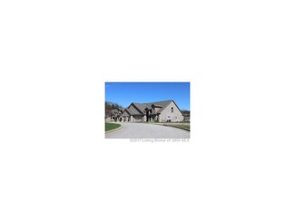 8006 Lakeside Quarry Dr, Jeffersonville, IN 47130