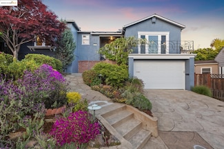39 El Carmello Cir, Oakland, CA 94619