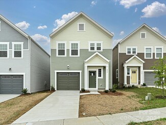 511 Kingsway Cir, Charlotte, NC 28214