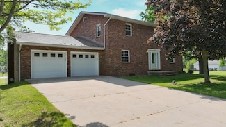 12148 N Elms Rd, Clio, MI 48420