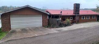 3670 N State Route 60 NW, McConnelsville, OH 43756