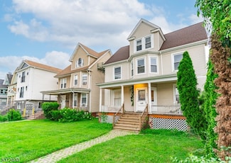 43 Eppirt St, East Orange, NJ 07018