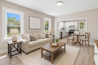 411 W I St, Erwin, NC 28339