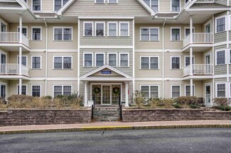4 Sterling Hill Ln Unit 427, Exeter, NH 03833