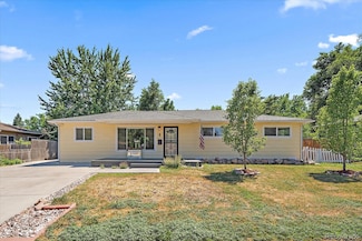3324 W Hialeah Ave, Littleton, CO 80123
