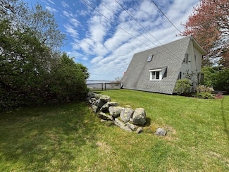 107 Wild Goose Rd, Wakefield, RI 02879
