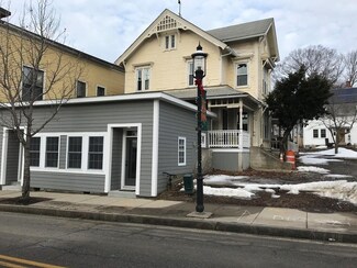 109 Church St, Whitinsville, MA 01588