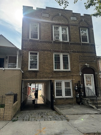 3015 Paulding Ave, Bronx, NY 10469