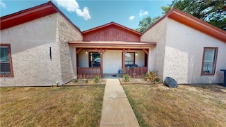1527 Pine Ridge Dr, College Station, TX 77840
