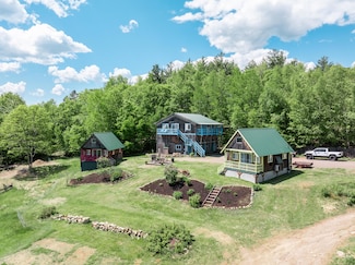 10 Trista Ln, Mercer, ME 04957