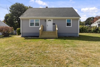 115 Cooper Dr, Waterbury, CT 06704