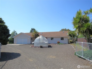 643 Quinault Ave SE, Ocean Shores, WA 98569