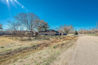 3406 Robinson Dr, Pearland, TX 77581