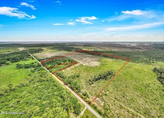 02 Bayou Cumbest Rd, Moss Point, MS 39562