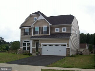 2504 Cornell Dr, Fredericksburg, VA 22408