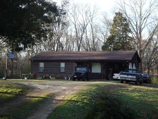 116 Owl Creek Dr, Michie, TN 38357